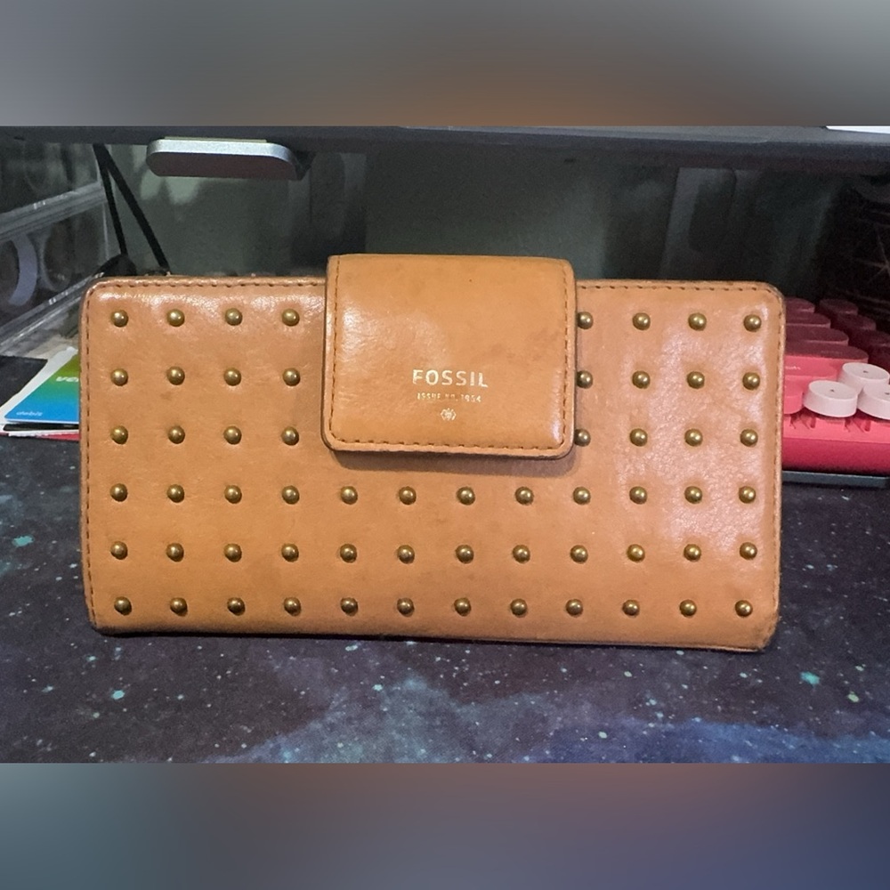 Fossil Tan & Studded Wallet